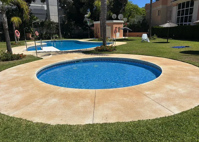Jardines De Lunamar Apartment Marbella